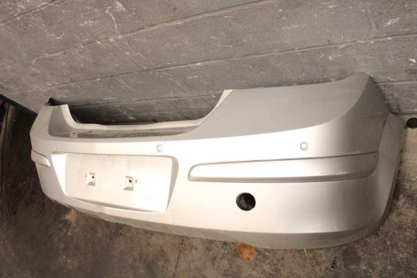 PARE CHOC ARRIERE OPEL ASTRA H 5PORTES + PARKCONTROL , PAS SPORT - Vue 2